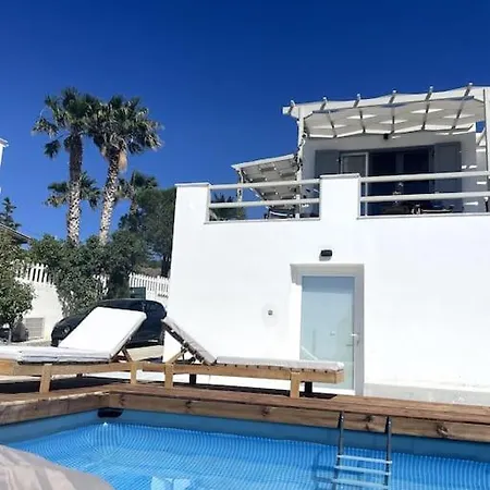 Minimal Cream Pool-front In *