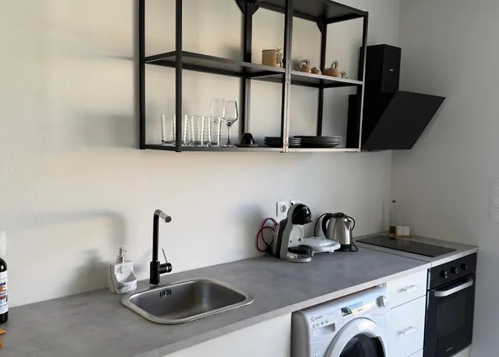 Minimal Cream Pool-front In アパート パロス島