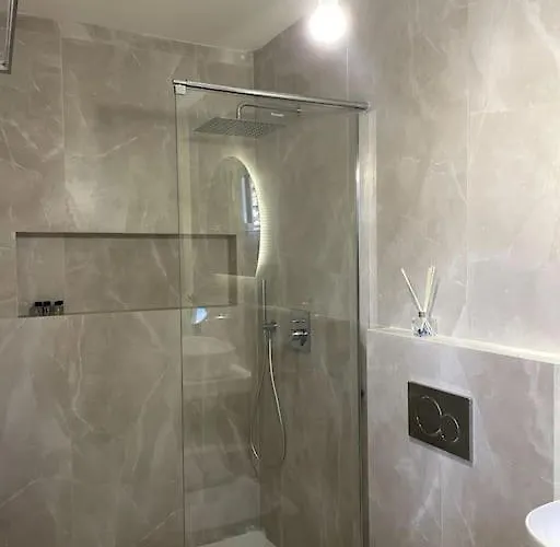 Minimal Cream Pool-front In * Parikia (Paros)