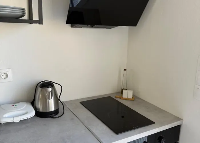 Minimal Cream Pool-front In *